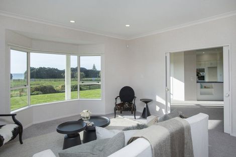 Photo of property in 858 Wainui Road, Wainui, Gisborne, 4010