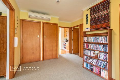 Photo of property in 10 Terminus Street, Silverstream, Upper Hutt, 5019