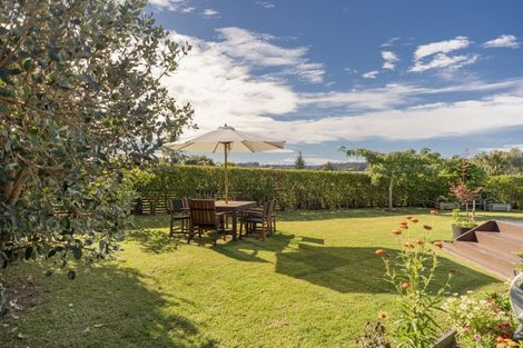 Photo of property in 18 Ringwood Place, Whitianga, 3510