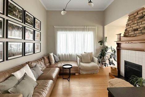 Photo of property in 18 Wairakei Street, Greenlane, Auckland, 1051