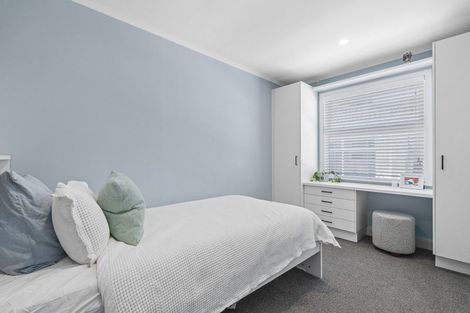 Photo of property in 118 Cutfield Road, Westown, New Plymouth, 4310