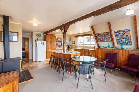 Photo of property in 70 Akitio Esplanade, Akitio, Pongaroa, 4991