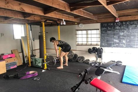 Photo of property in 15 Karamu Street, Te Atatu Peninsula, Auckland, 0610