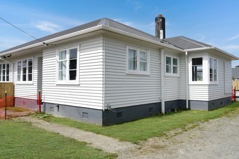 Photo of property in 13-15 Gillespie Street, Taita, Lower Hutt, 5011
