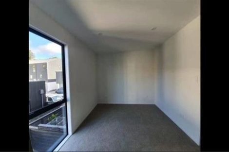 Photo of property in 32 Tahuhu Road, Mount Wellington, Auckland, 1062