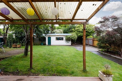 Photo of property in 35 Fitzroy Street, Terrace End, Palmerston North, 4410