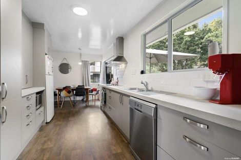 Photo of property in 14 Opal Avenue, Pakuranga, Auckland, 2010