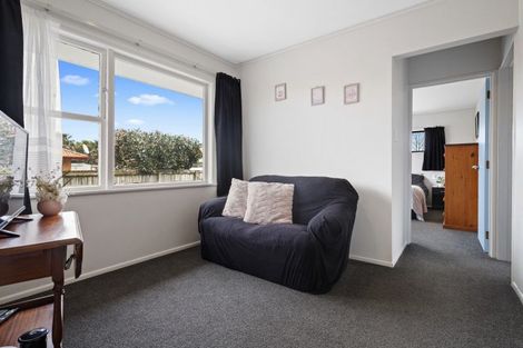 Photo of property in 48 Sandspit Road, Waiuku, 2123