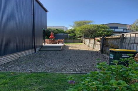 Photo of property in 35b Wharemauku Road, Raumati Beach, Paraparaumu, 5032
