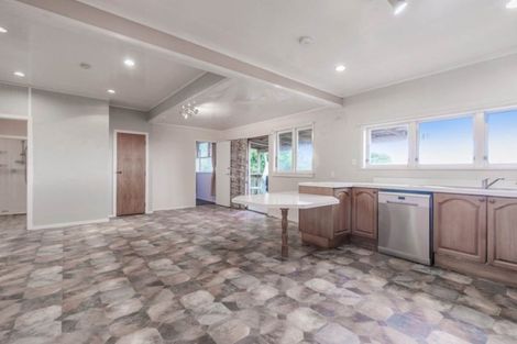 Photo of property in 161 Blockhouse Bay Road, Avondale, Auckland, 0600