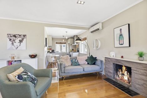 Photo of property in 1/33a Egremont Street, Belmont, Auckland, 0622