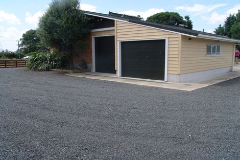 Photo of property in 590 Kakaramea Road, Ngahinapouri, Te Awamutu, 3876