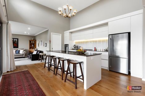 Photo of property in 31 Browns Drive, Waihi Beach, 3611