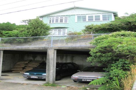 Photo of property in 6 Fortunatus Street, Brooklyn, Wellington, 6021