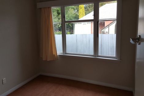 Photo of property in 1 Ludecke Place, Sockburn, Christchurch, 8042