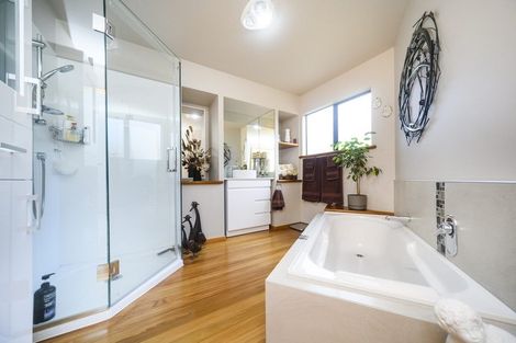 Photo of property in 6 Blue Park Lane, Feilding, 4702