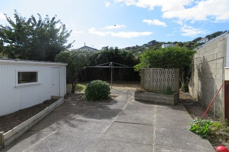 Photo of property in 23 Glamis Avenue, Strathmore Park, Wellington, 6022