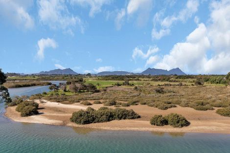 Photo of property in 72 Marsden Point Road, Ruakaka, 0116