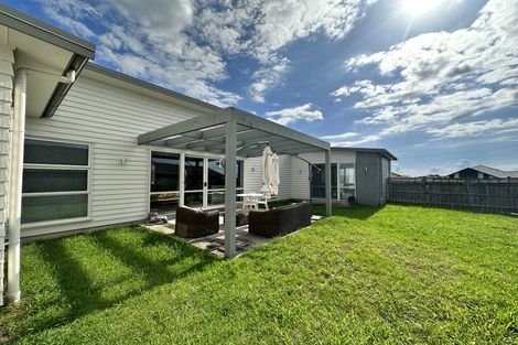 Photo of property in 20 Lydiard Place, Beachlands, Auckland, 2018