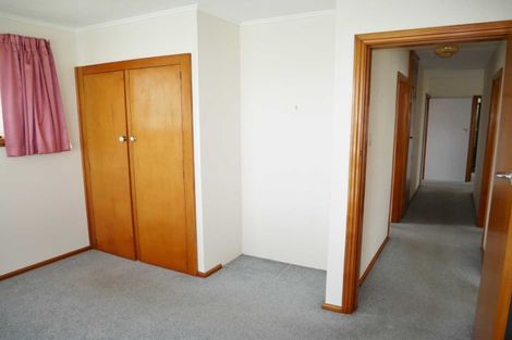 Photo of property in 1 Dunluce Place, Hornby, Christchurch, 8042