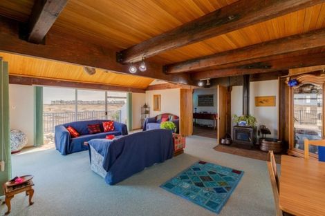 Photo of property in 65 Hillview Road, Birdlings Flat, Little River, 7591