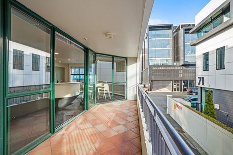 Photo of property in Regent Courts, 2/75 Gloucester Street, Christchurch Central, Christchurch, 8013