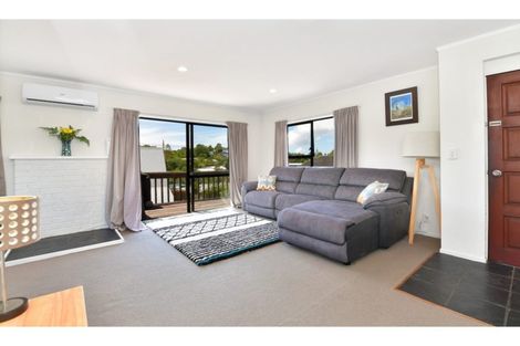 Photo of property in 360a Whangaparaoa Road, Stanmore Bay, Whangaparaoa, 0932