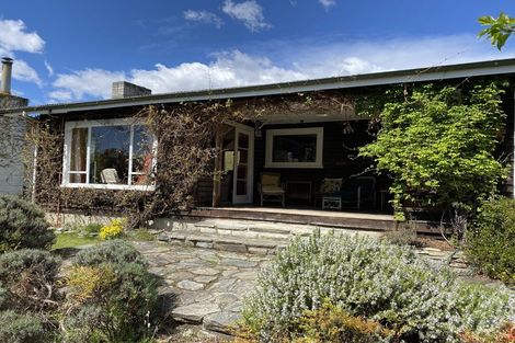 Photo of property in 152 Upton Street, Wanaka, 9305