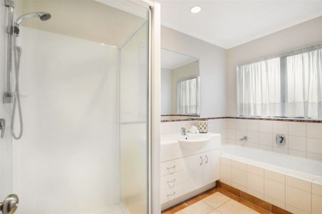 Photo of property in 393 Chapel Road, East Tamaki, Auckland, 2016