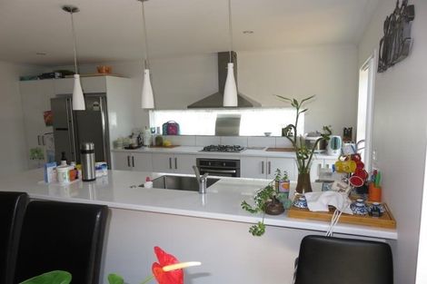 Photo of property in 17 Cresswell Place, Johnsonville, Wellington, 6037