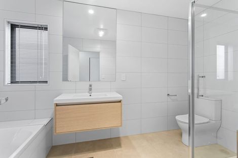 Photo of property in 79 Katikati Drive, Manurewa, Auckland, 2102