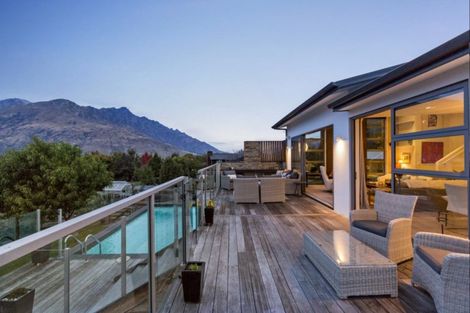 Photo of property in 2 Lindmore Lane, Lower Shotover, Queenstown, 9371