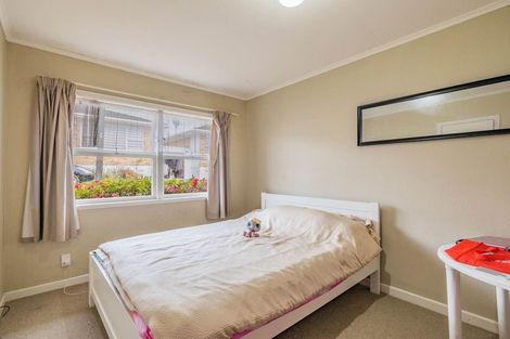 Photo of property in 3/162 Onewa Road, Northcote, Auckland, 0627