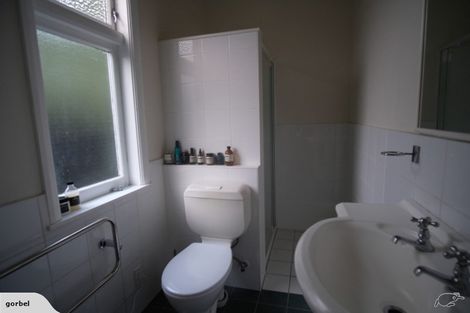 Photo of property in 14au5 Glenmore Street, Thorndon, Wellington, 6011