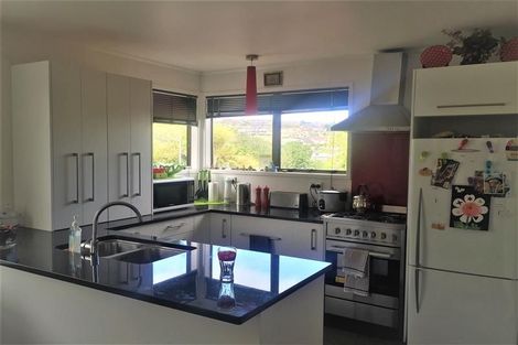 Photo of property in 7 Correa Court, Goodwood Heights, Auckland, 2105