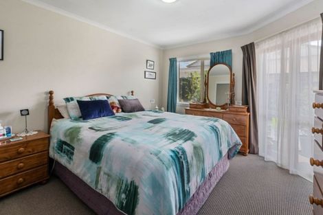 Photo of property in 47/64 Kawaha Point Road, Kawaha Point, Rotorua, 3010