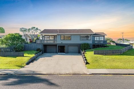 Photo of property in 13a Nelson Street, Papakura, 2110