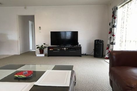 Photo of property in 3/28 Kelvin Road, Papakura, 2110