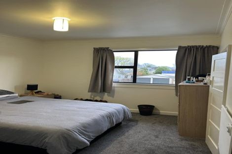 Photo of property in 74-76 Te Awe Awe Street, Hokowhitu, Palmerston North, 4410