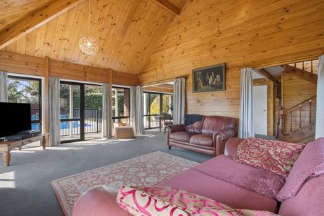 Photo of property in 63 Kayelene Place, Omokoroa, 3114
