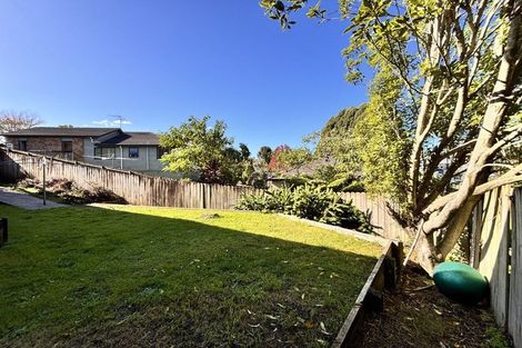 Photo of property in 25 Les Marston Place, Pukekohe, 2120