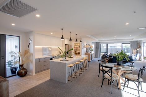 Photo of property in 18 Park Street, Winton, 9720