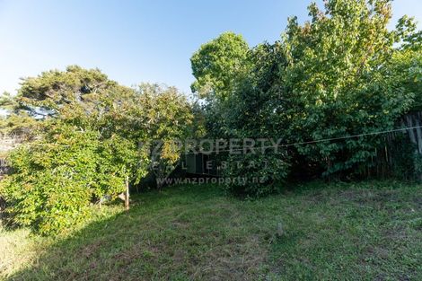 Photo of property in 46 Parrs Cross Road, Henderson, Auckland, 0612