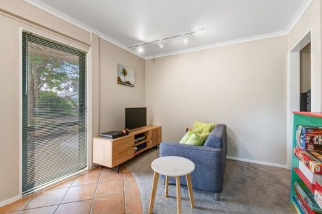 Photo of property in 4 Westminster Gardens, Unsworth Heights, Auckland, 0632
