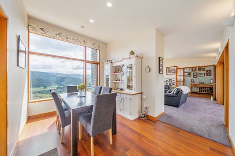 Photo of property in 58 Mt Marua Way, Timberlea, Upper Hutt, 5018