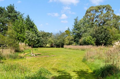 Photo of property in 24 Papawai Road, Greytown, 5712