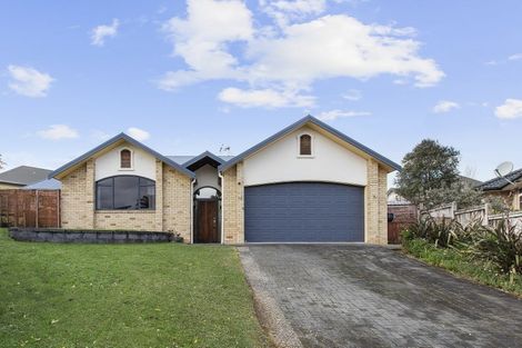 Photo of property in 24 Roderick Place, Rototuna, Hamilton, 3210