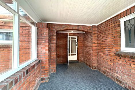 Photo of property in 17 Jasper Avenue, Mount Roskill, Auckland, 1041