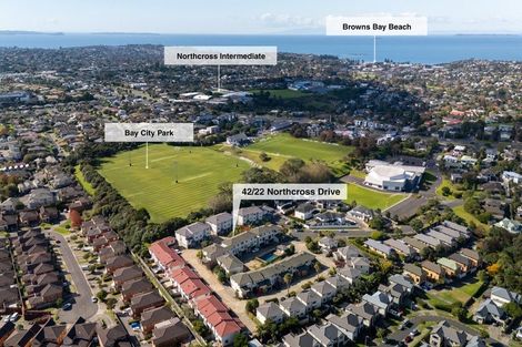 Photo of property in 42/22 Northcross Drive, Oteha, Auckland, 0632