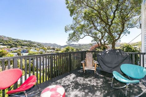 Photo of property in 16a Donald Crescent, Karori, Wellington, 6012